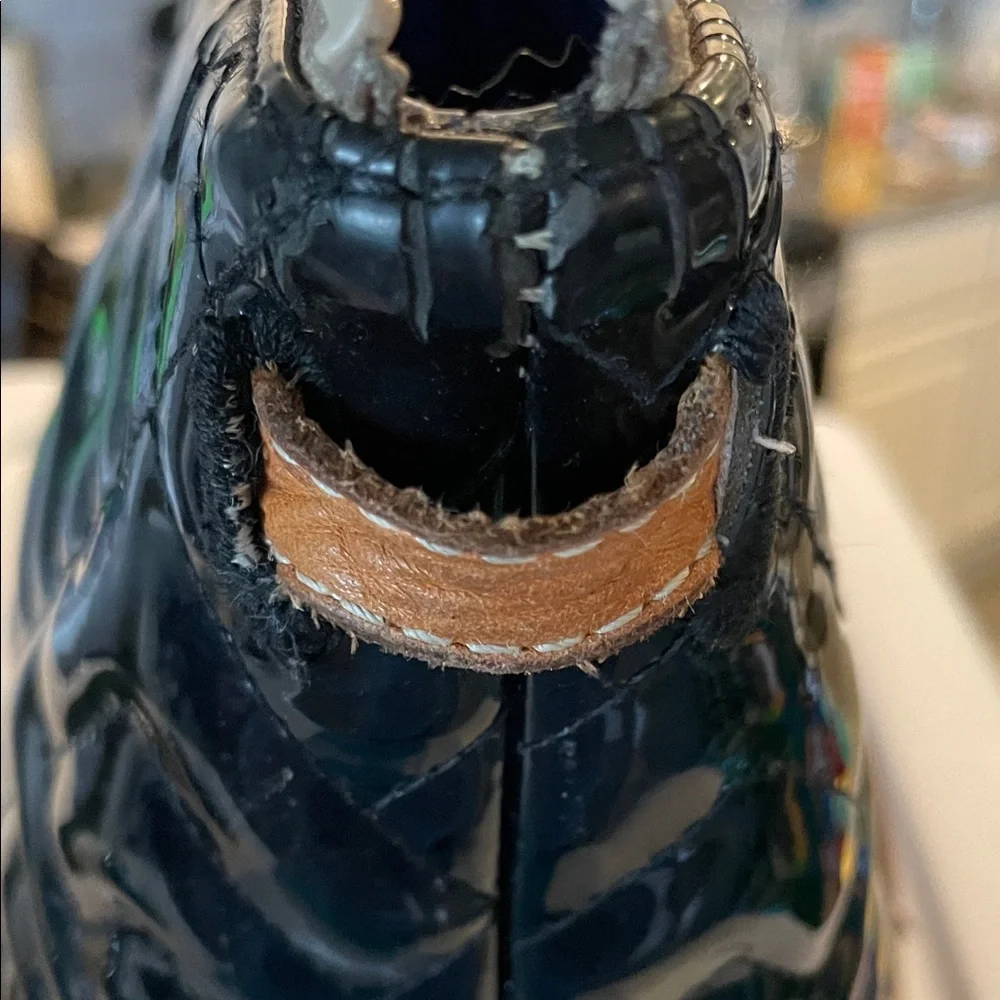 Consuela Black Patent Leather Bag with Tan and Green Accents - Picture 4 of 7